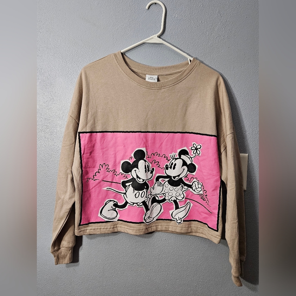 Disney Mickey and Minnie Boxy Cropped Women's Large Sweatshirt